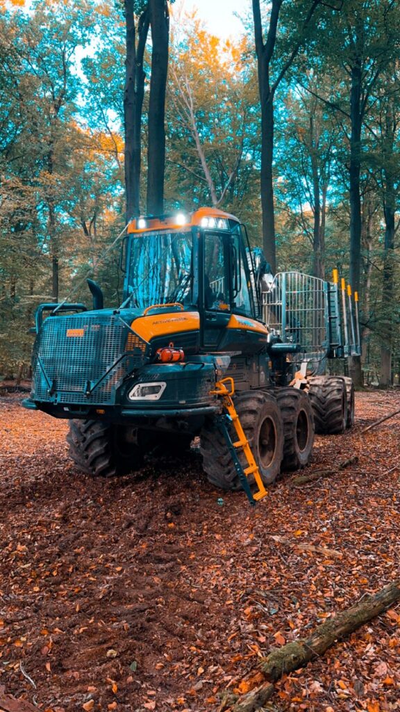 Ponsse Bison im Wald